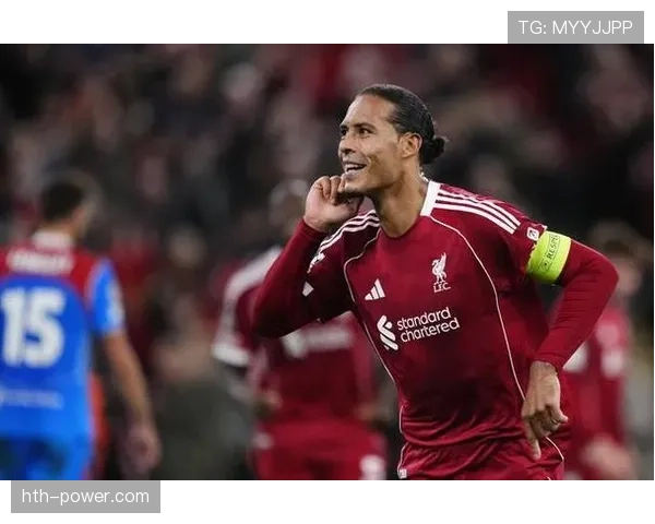 范戴克职业生涯转会总额创历史新高,掀起足坛热议 范戴克职业生涯转会总额创历史新高,掀起足坛热议