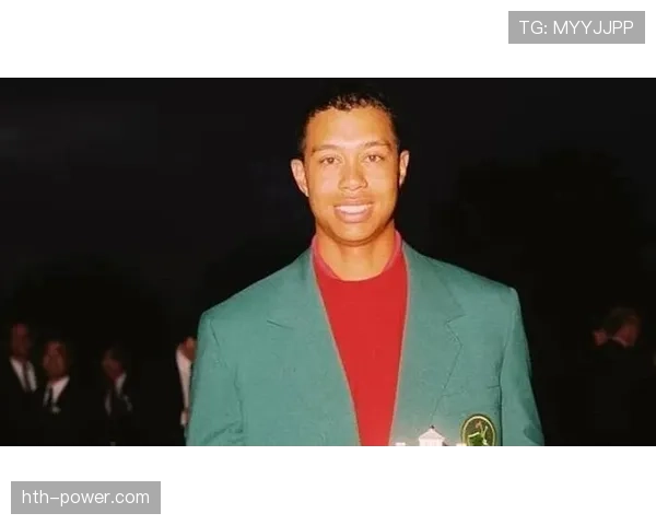 泰格·伍兹家的草坪比你的人生规划还整齐